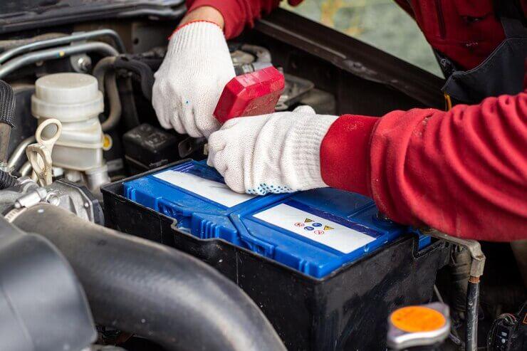 Car Battery Maintenance Guide: Extend Battery Life and Avoid Unexpected Breakdowns - Platrex